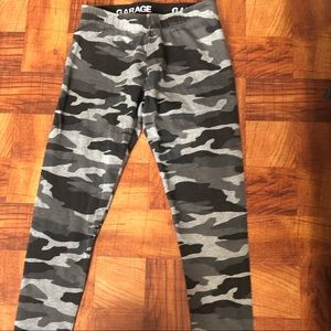 Camo leggings